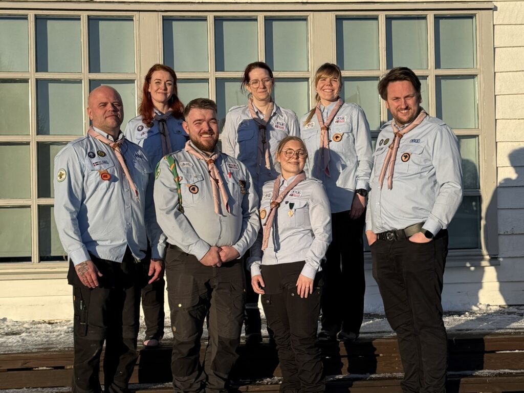 Gilwell foringjaþjálfun – útskriftarhópur Hraunbúa